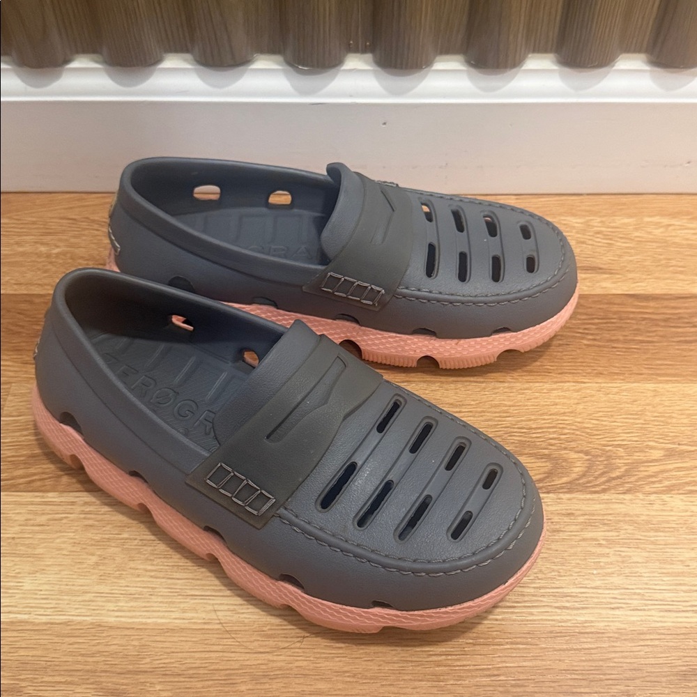 Cole Haan 4.Zerogrand All-Day Womens Size 6 Gray Pink Slip On Loafers Shoes